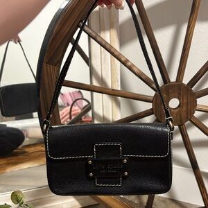 kate spade Black Leather Shoulder Bag with Contrast Stitching (never used)